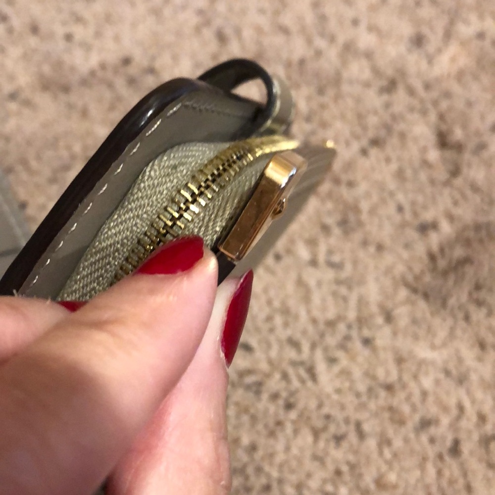 Louis Vuitton Wallet this is in great condition - Picture 7 of 16